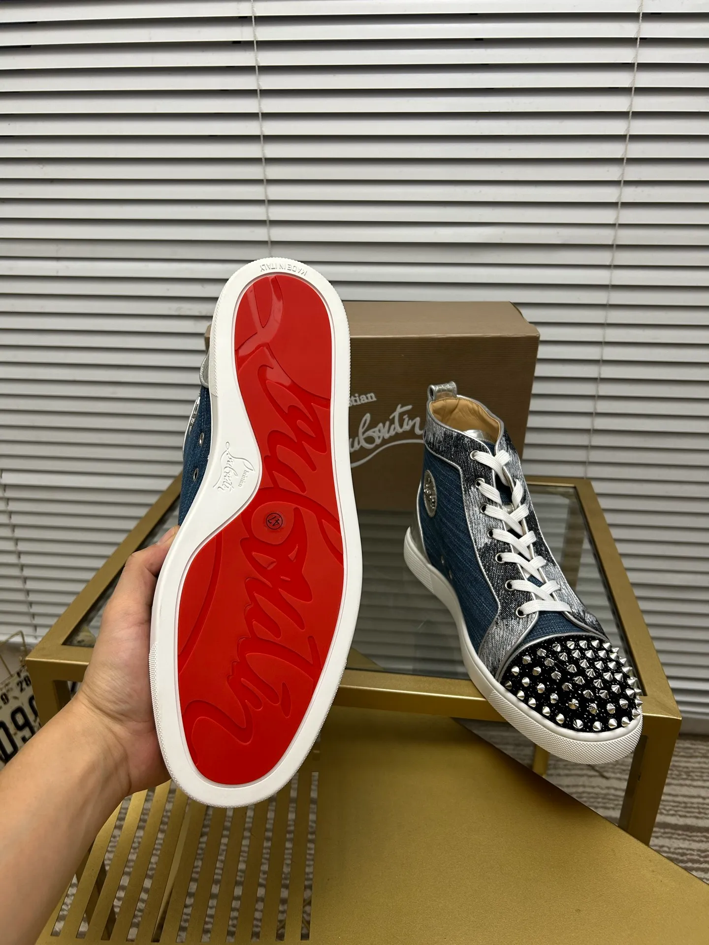 (Customized model) Ex-factory price is 540. christian louboutin (CL red sole shoes) counter series, casual sneakers for couples 📢 📢 📢 Exclusive hot style release 🎈🎈💪 Movable latex feet 👻 Finished outsole line [Proud] 😝Female 35-40# Male 38#-46, global supply😝 [Top version]: Original imported genuine leather upper, top original leather lining, original molded TPU outsole, original 1:1 detail processing, original shoe last,